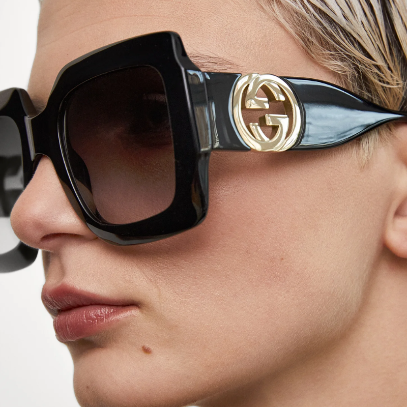 GUCCI GG OVERSIZED SQUARE